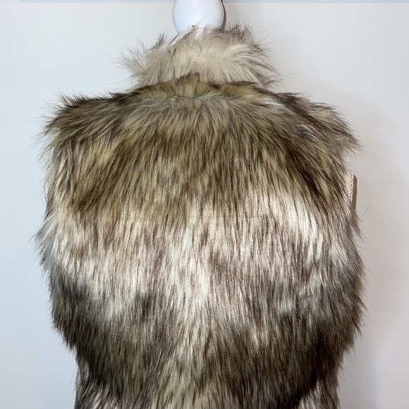 #4 Ci Sono Faux Fur Vest Size Small - Picture 8 of 12